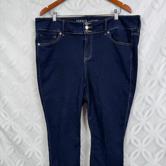 Torrid Crop Skinny Jegging Super Soft High-Rise Jean Size 20 - Picture 4 of 10